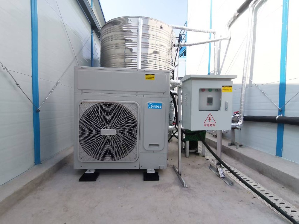 美的空氣能鄭州常莊中學項目部